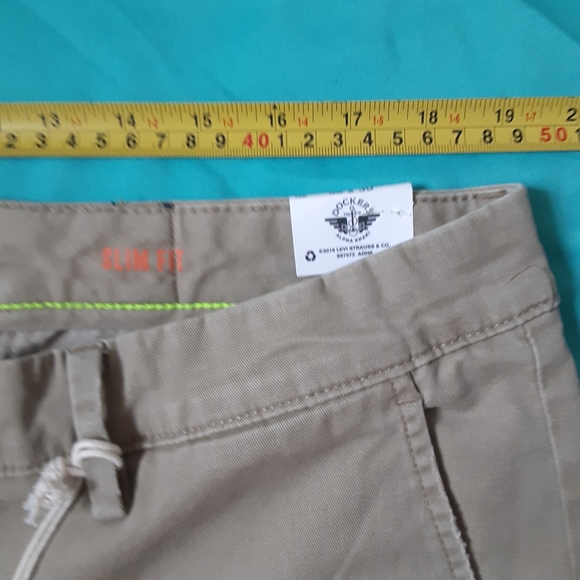DOCKERS ALPHA KHAKI 38X30 - Picture 7 of 15